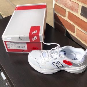 New balance style 624 sneaker. 7 1/2 wide.